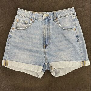 DIVIDED H&M Light Blue Denim High Rise 100% Cotton Cuff Jean Shorts 4